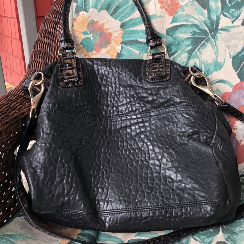 Givenchy Pandora EUC SOLD - Picture 4 of 14